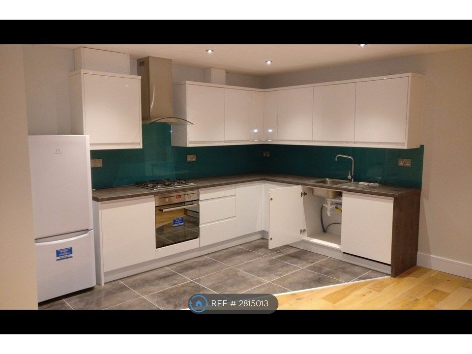 Property photo 1 of 12 Kicthen