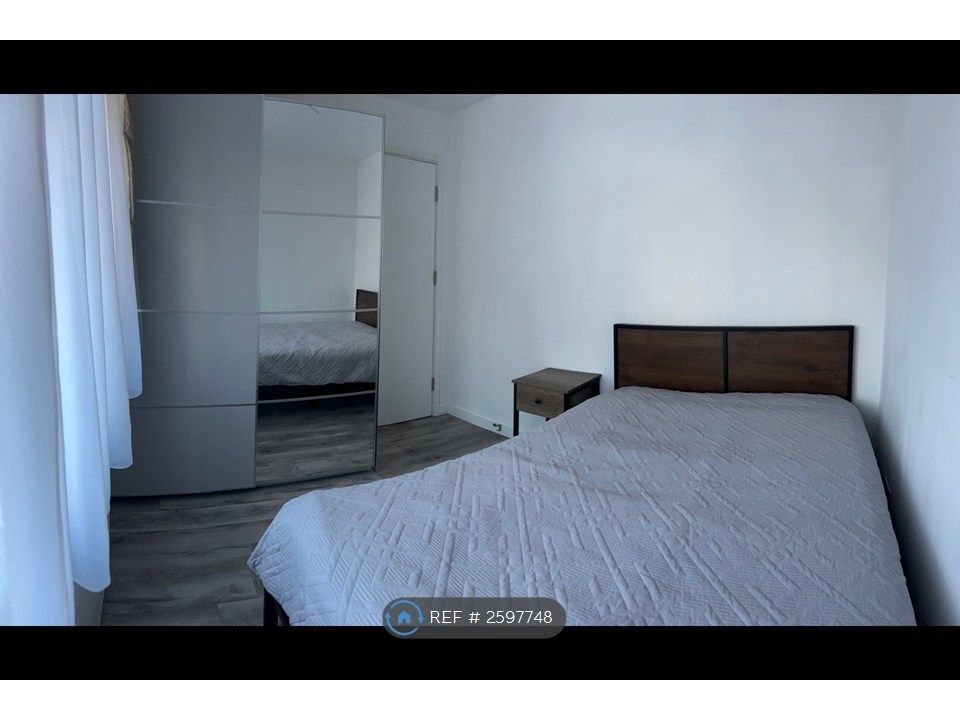 Property photo 2 of 10 Bedroom 2