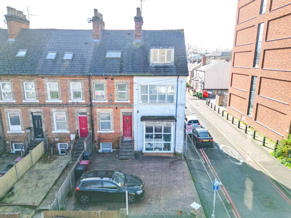 Property photo 1 of 1
