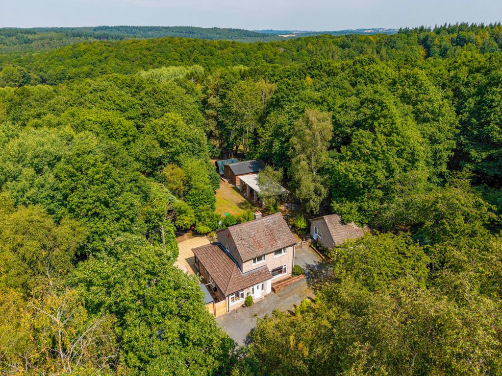 Property photo 2 of 36