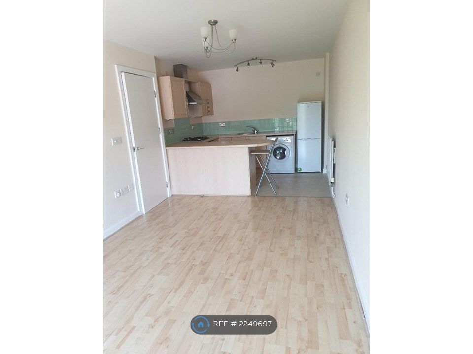 Property photo 2 of 10 Lounge Dinning Are Into Kitchen
