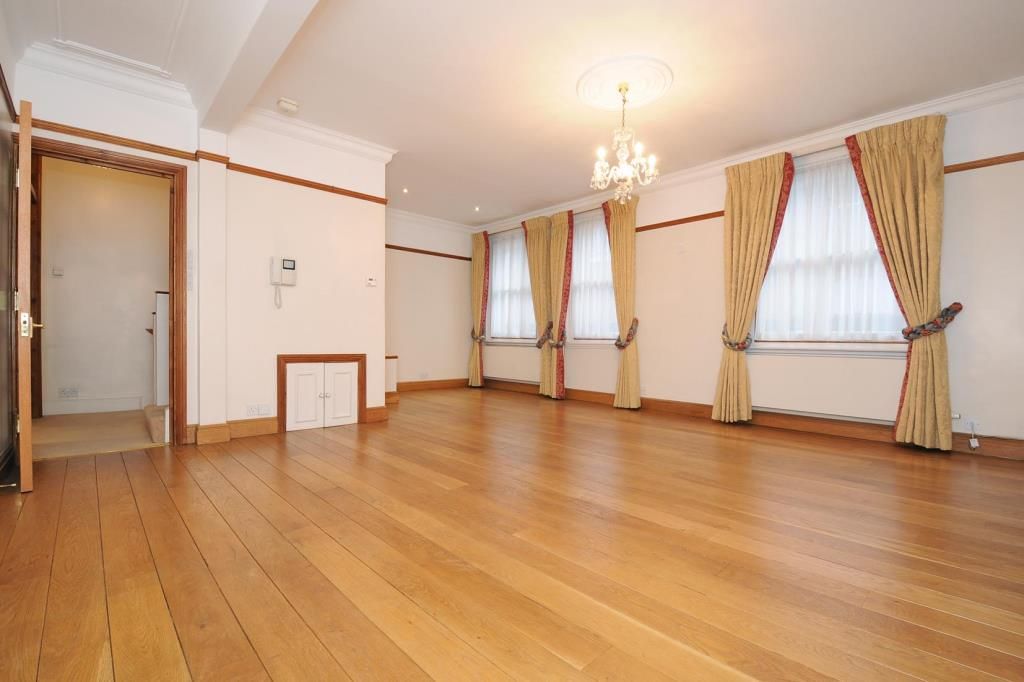 Property photo 1 of 10 Reception Room