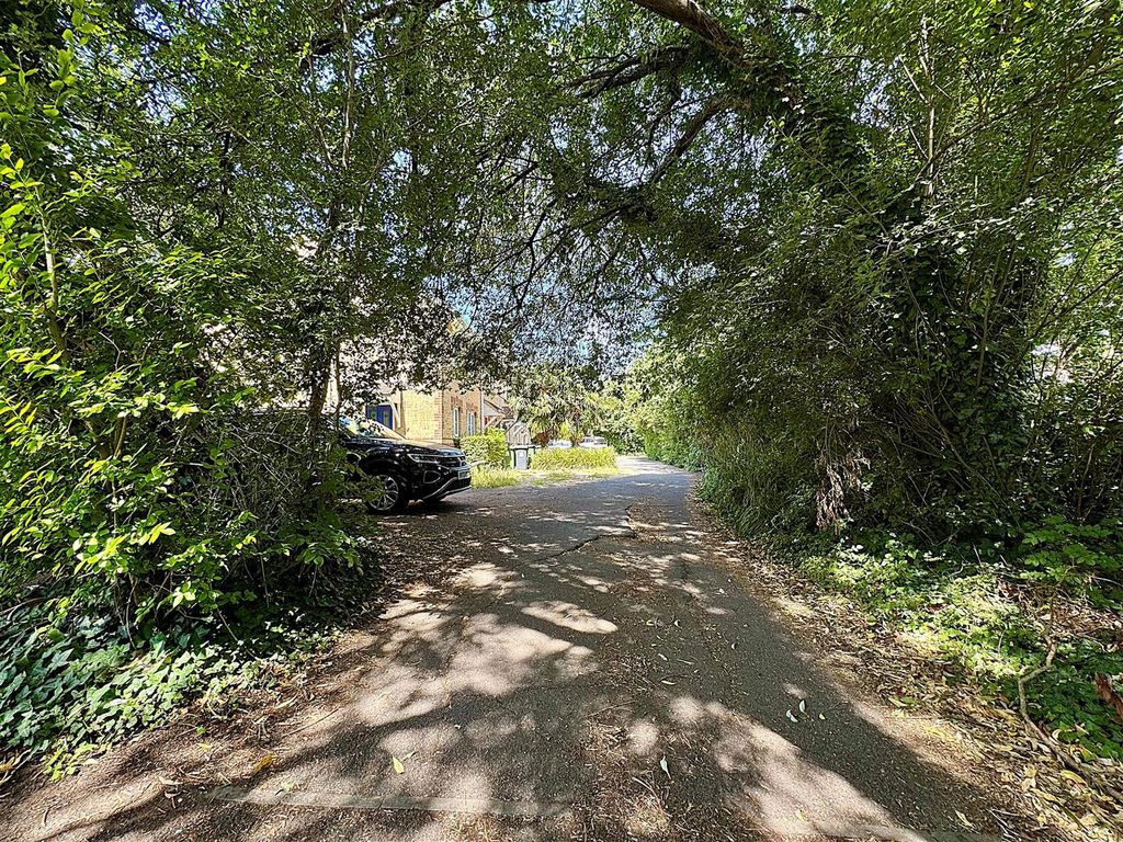 Property photo 2 of 10 Street View.Jpg