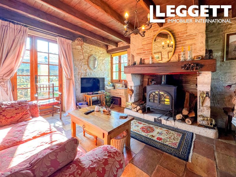 Property photo 3 of 10