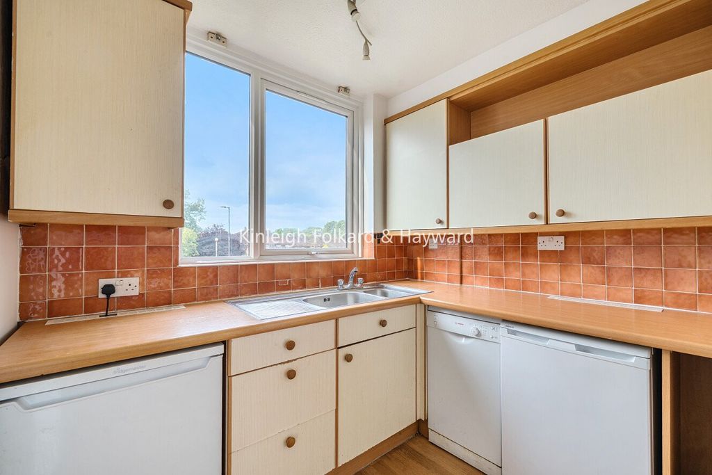 Property photo 3 of 15 Picture No. 05