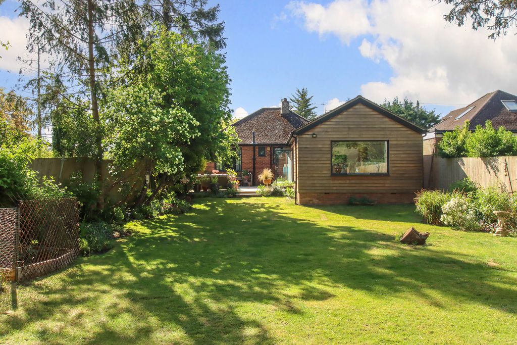 Property photo 1 of 31 Photo 32