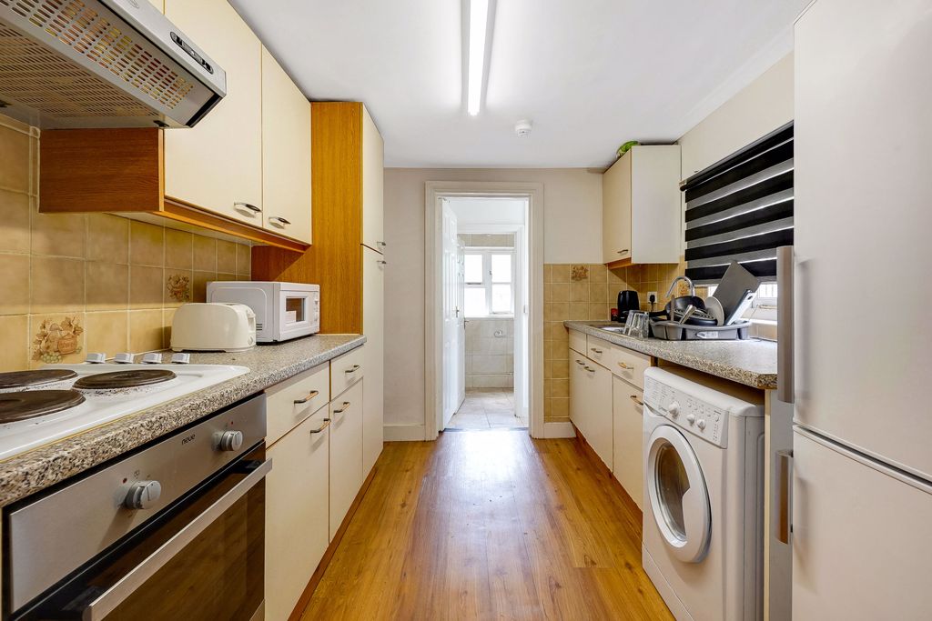 Property photo 3 of 12 Photo 3