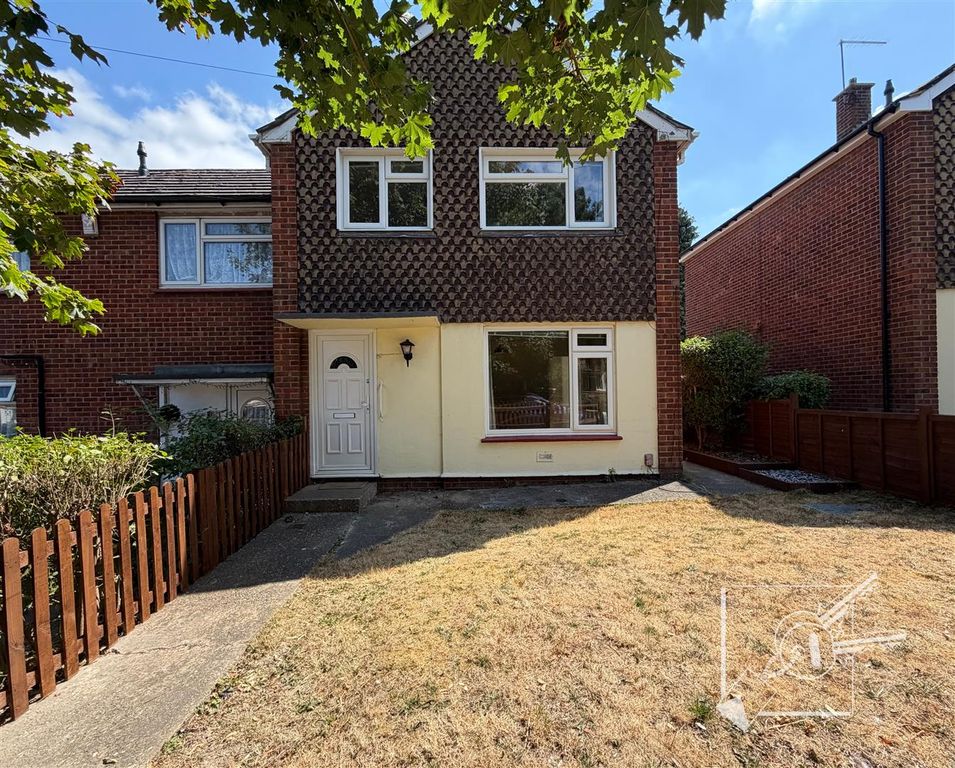 Property photo 1 of 15 External