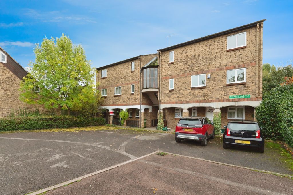 Property photo 1 of 11 Photography