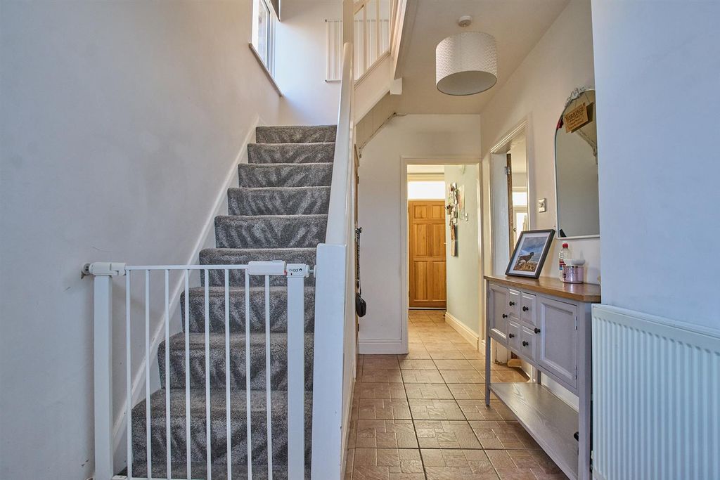 Property photo 2 of 13 Entrance Hallway