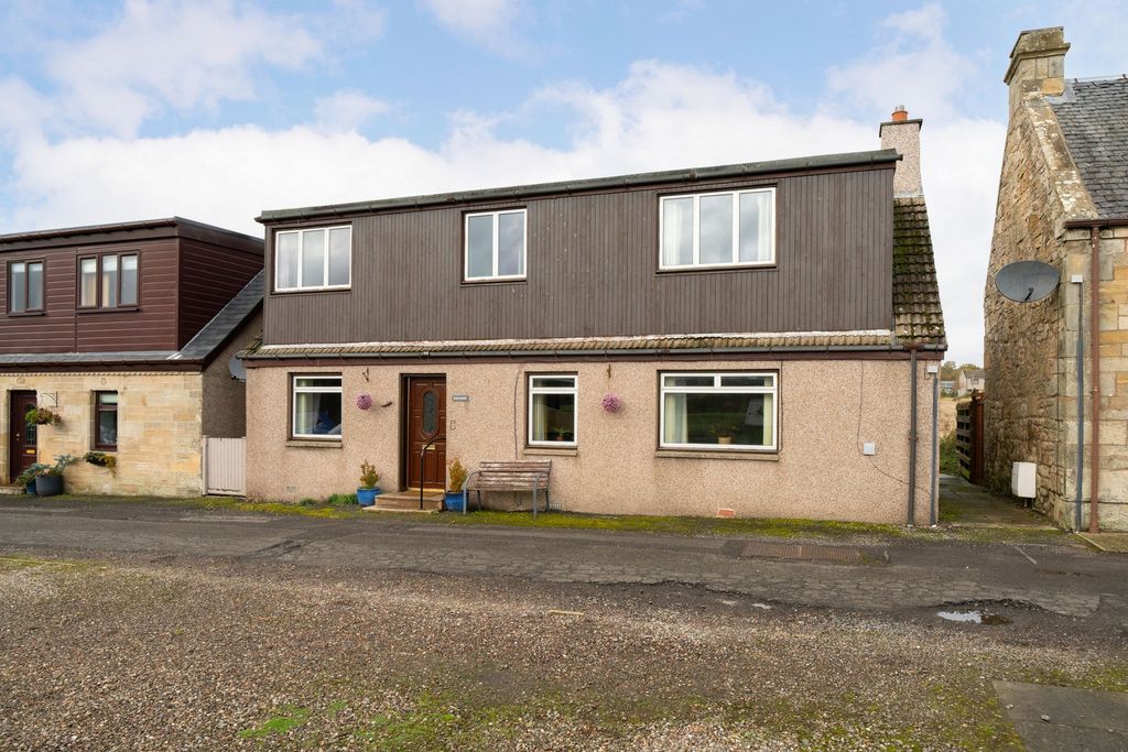 Property photo 1 of 29 Photo 4