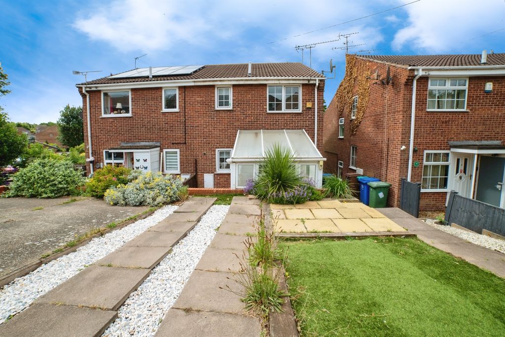 Property photo 1 of 17