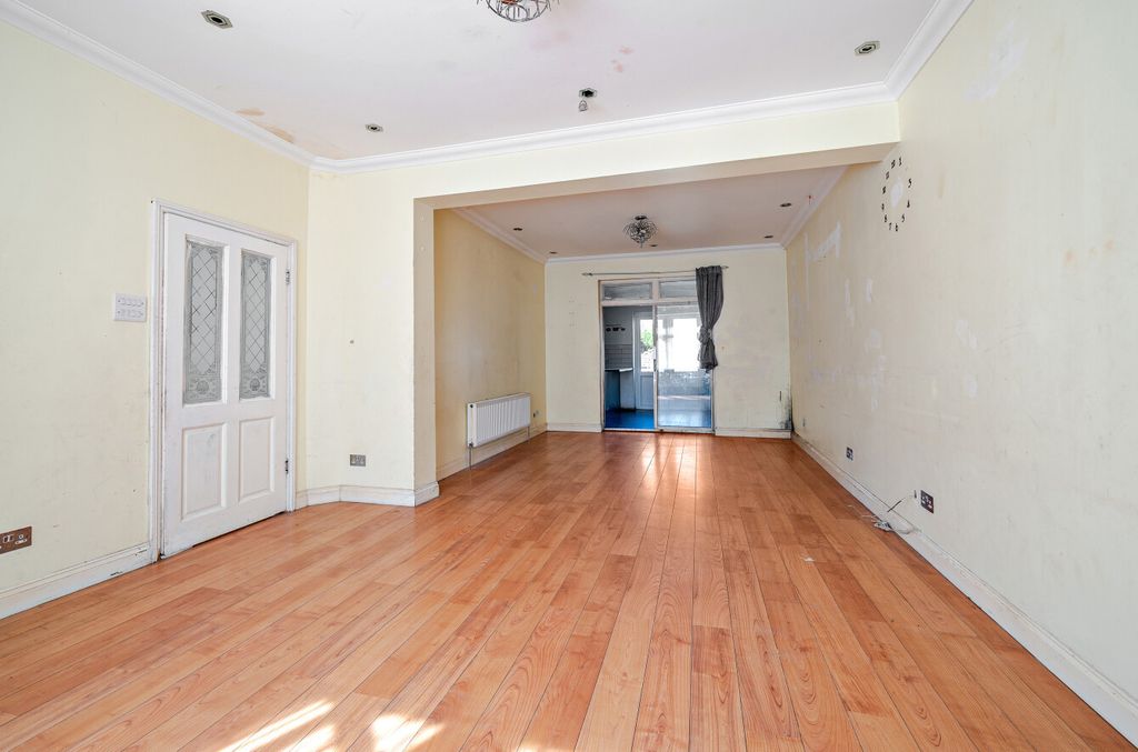 Property photo 2 of 19 1281490 (2).Jpg