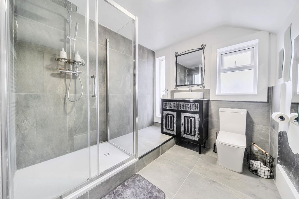 Property photo 2 of 11 1361242-11-68E379F221711.Jpg