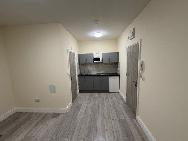 Property photo 2 of 3