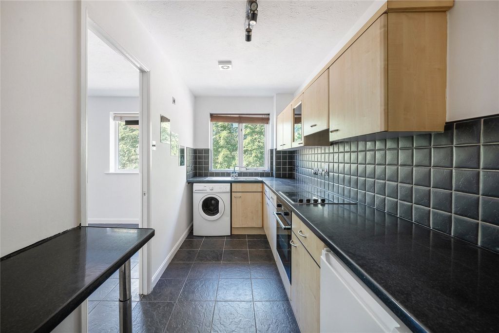 Property photo 2 of 11 Picture No. 04