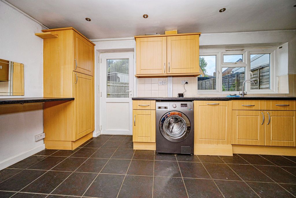 Property photo 3 of 13