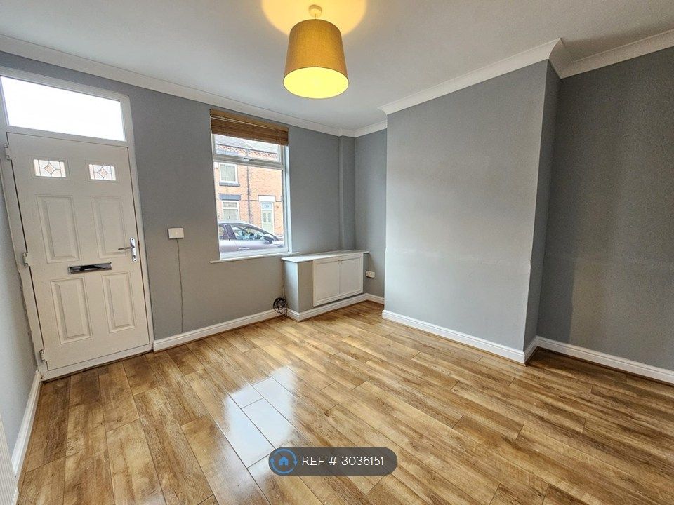 Property photo 2 of 9