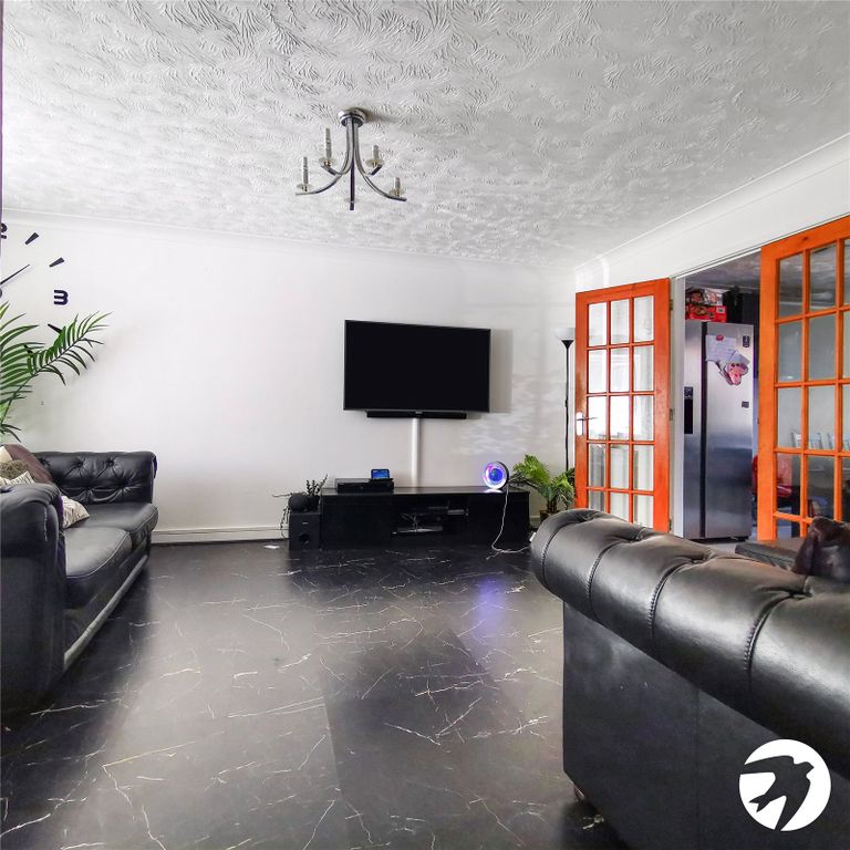 Property photo 3 of 14 Picture No. 02