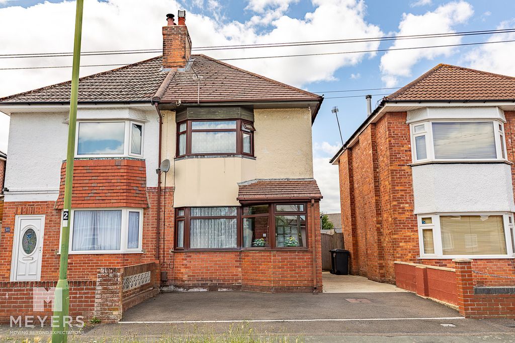 Property photo 1 of 13