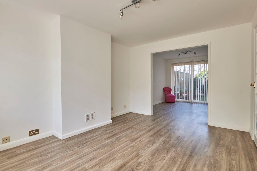 Property photo 2 of 15 Lounge Diner