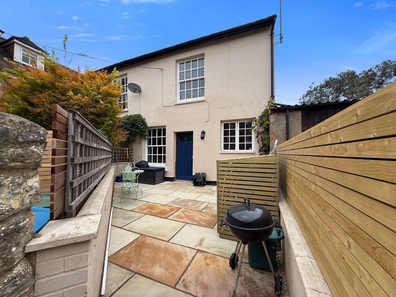 Property photo 1 of 10 Photo 1