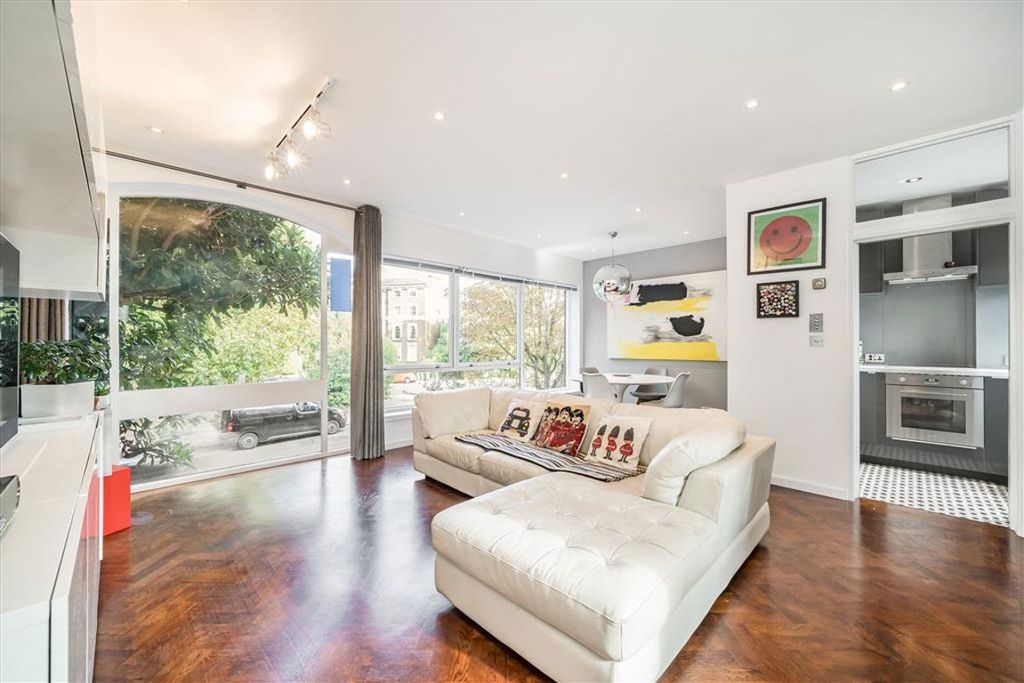 Property photo 2 of 9