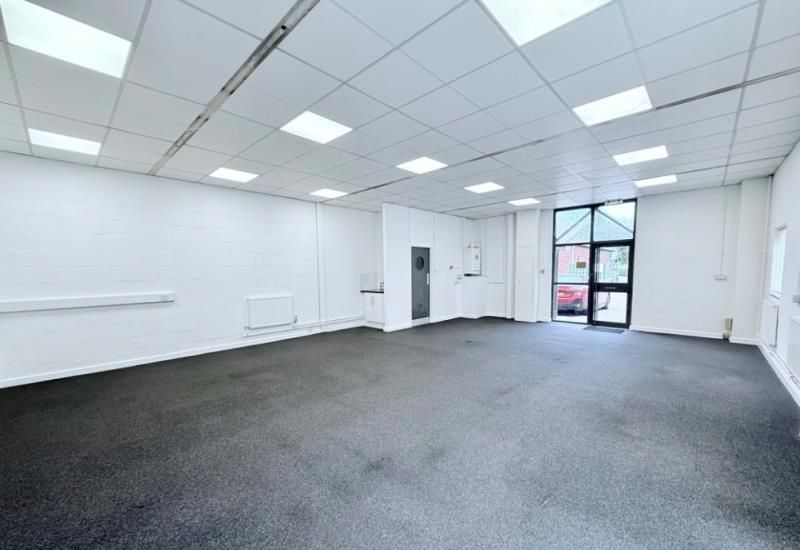 Property photo 2 of 9