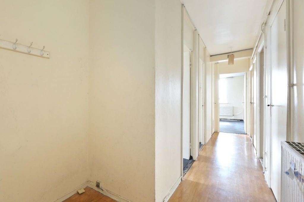 Property photo 3 of 10 Ach_6890 (2).Jpg