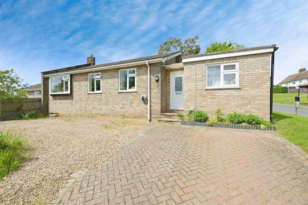 Property photo 2 of 12