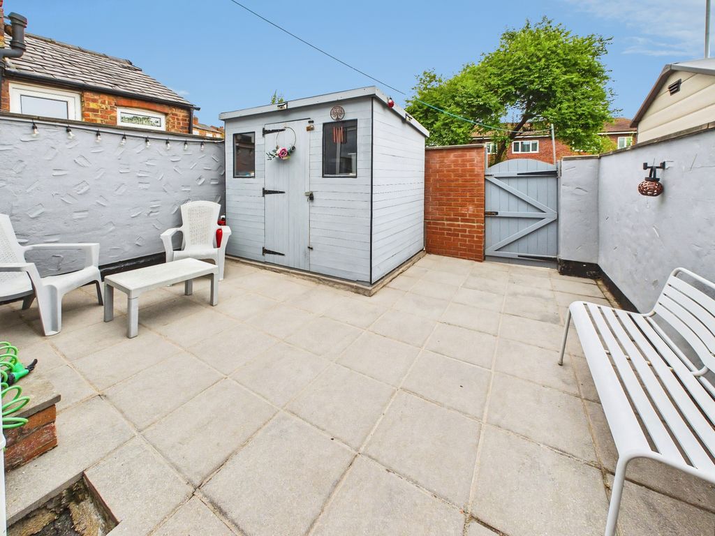 Property photo 2 of 22