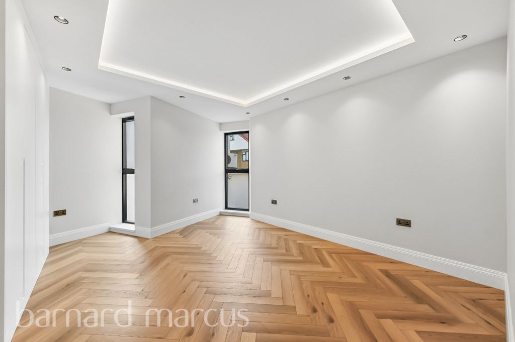 Property photo 1 of 8 Image