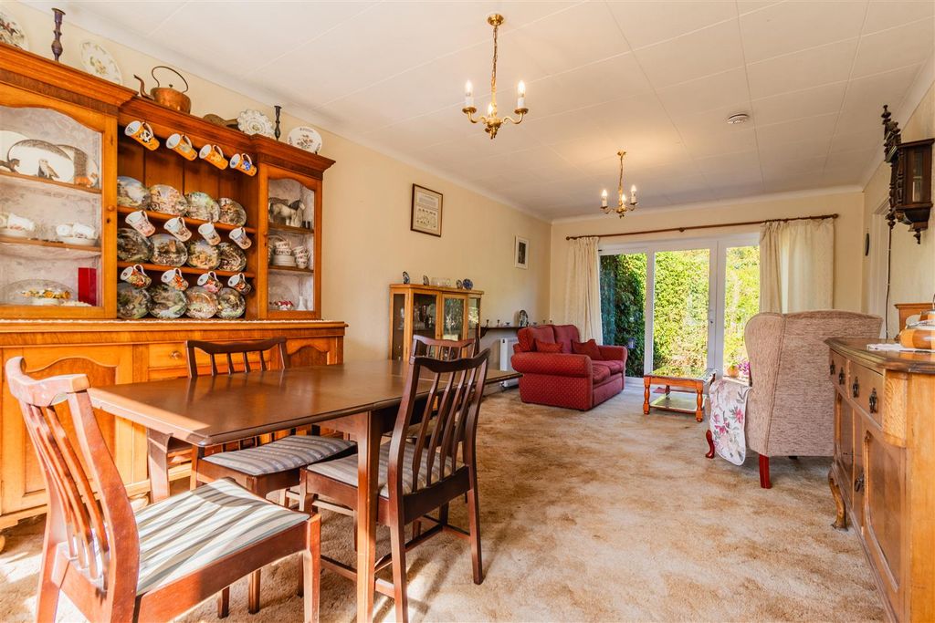 Property photo 3 of 29