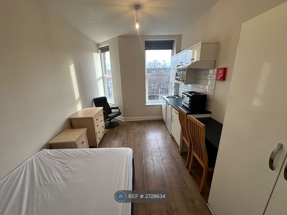 Property photo 2 of 9