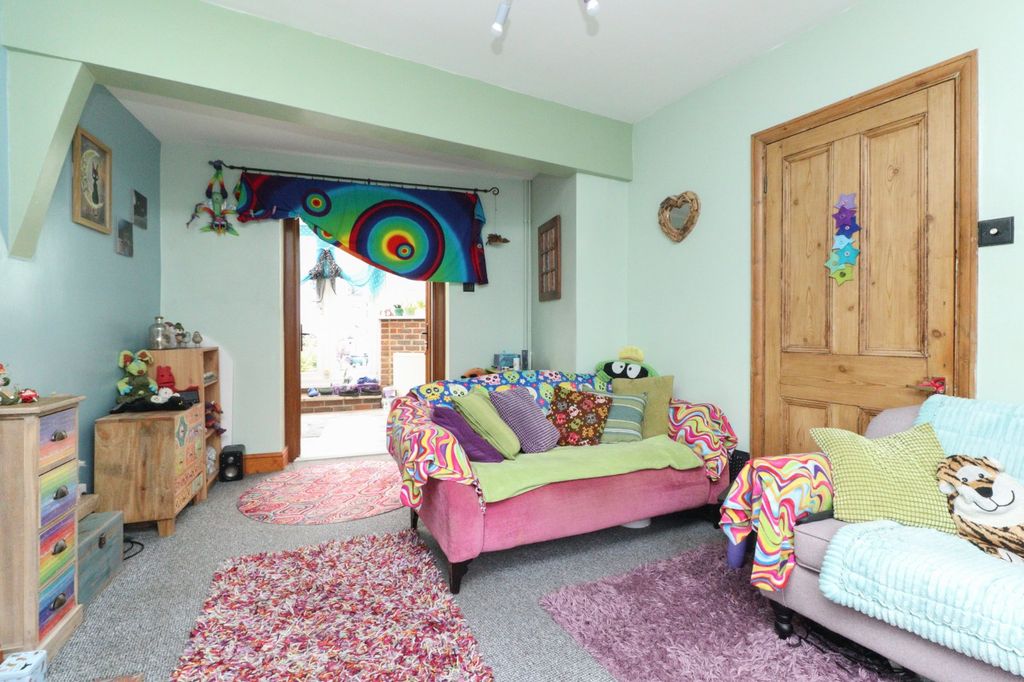 Property photo 3 of 13 Picture 3