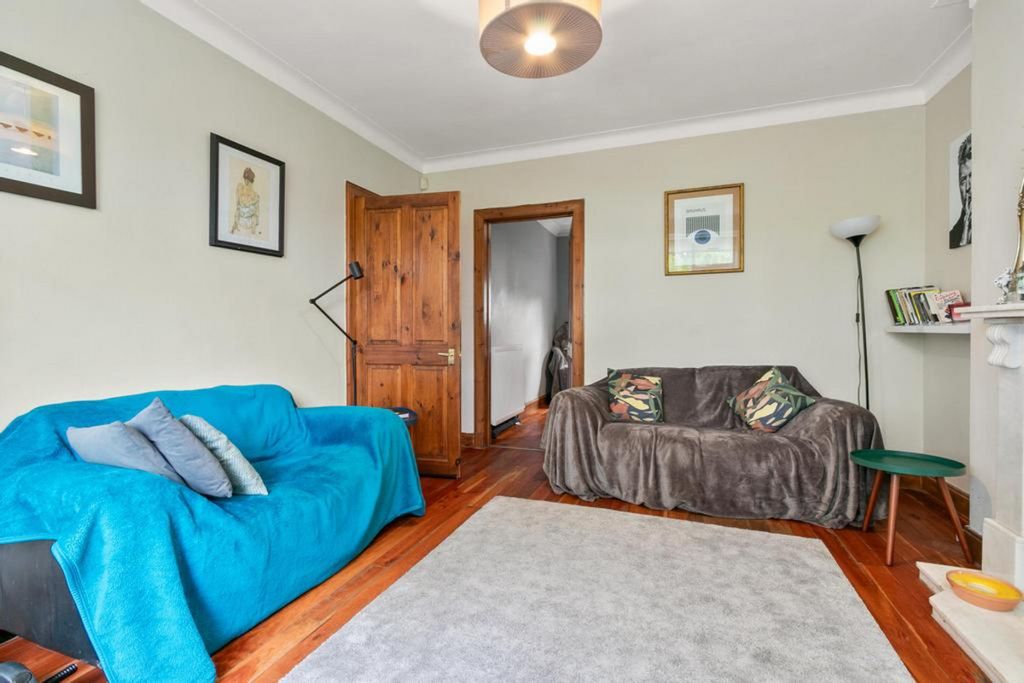 Property photo 3 of 31