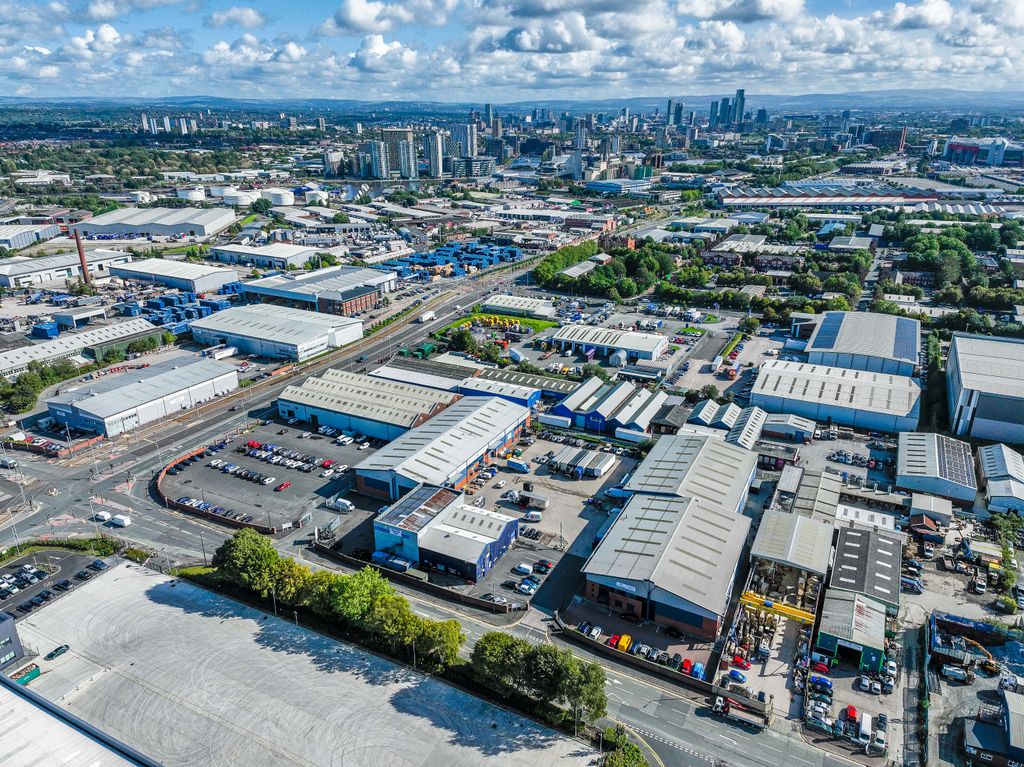 Property photo 2 of 7