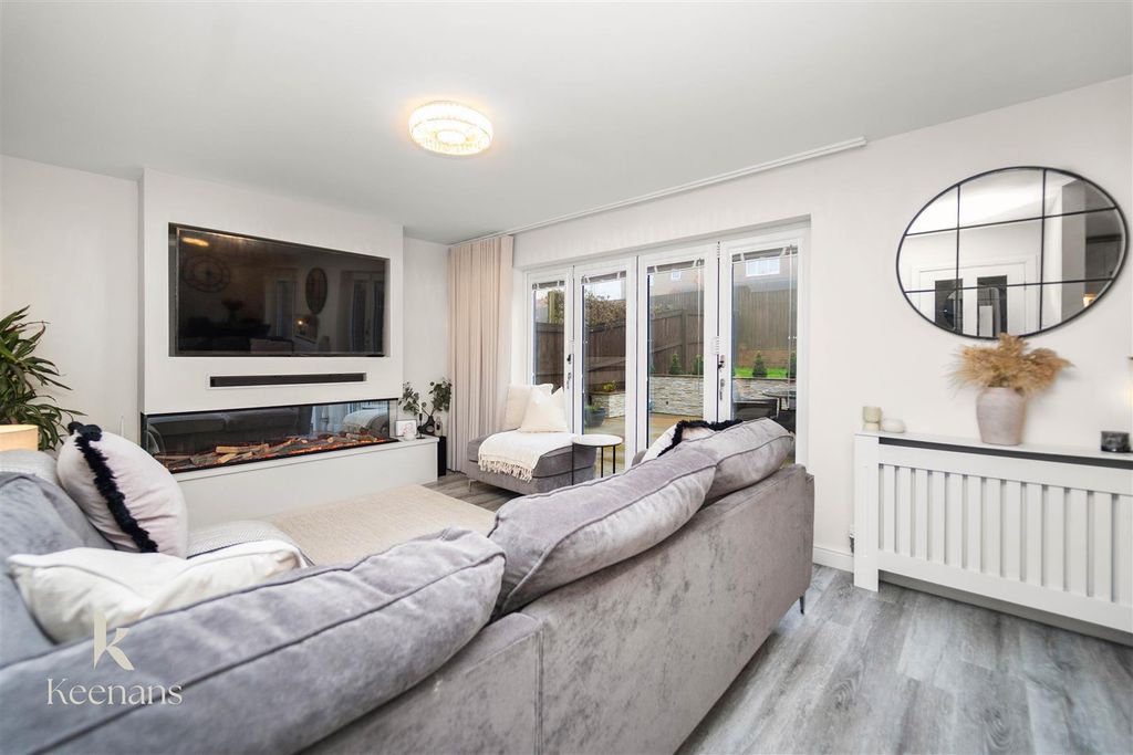 Property photo 3 of 70 3.Jpg