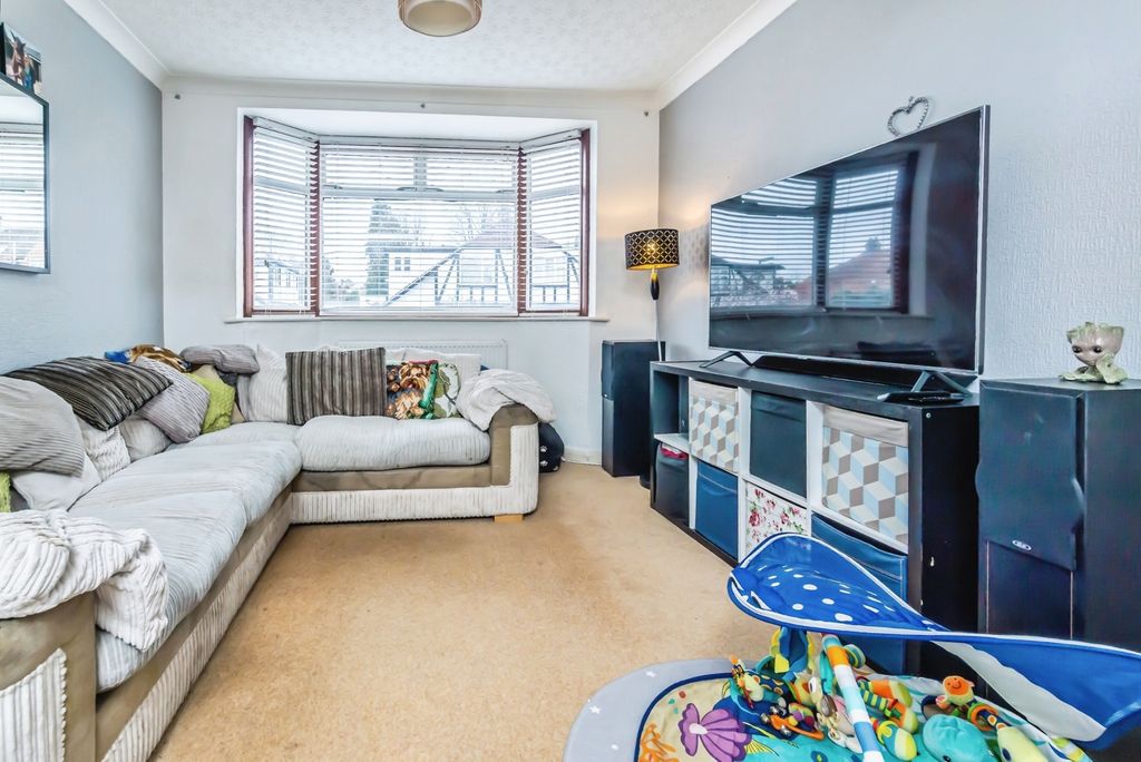 Property photo 2 of 18 Pbox-Img.Jpg