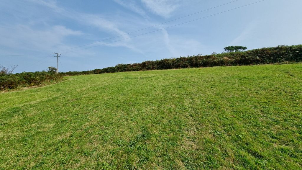 Property photo 3 of 10