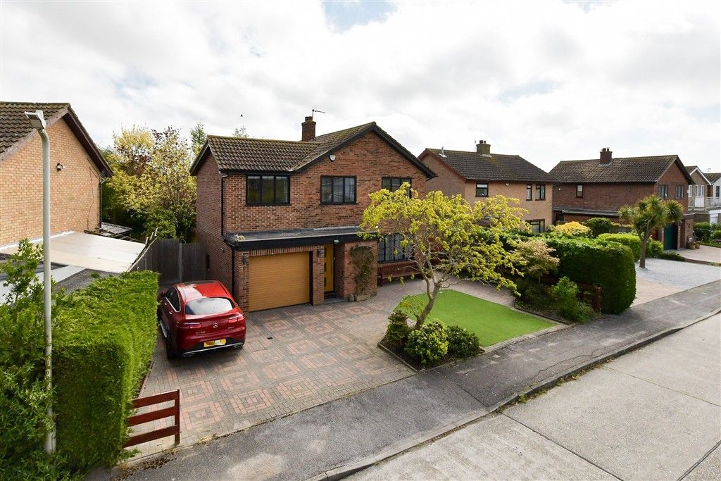 Property photo 1 of 15 External (Web)