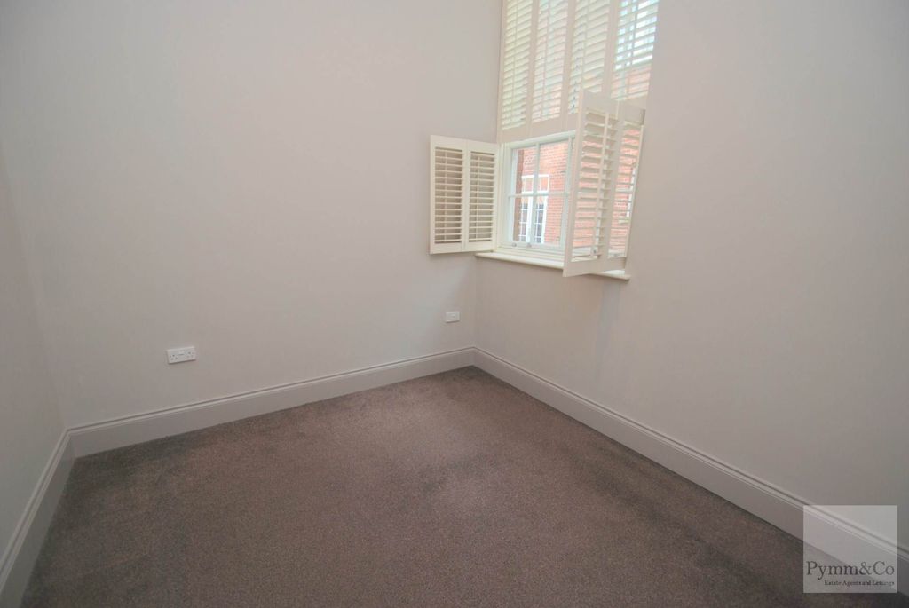 Property photo 3 of 5