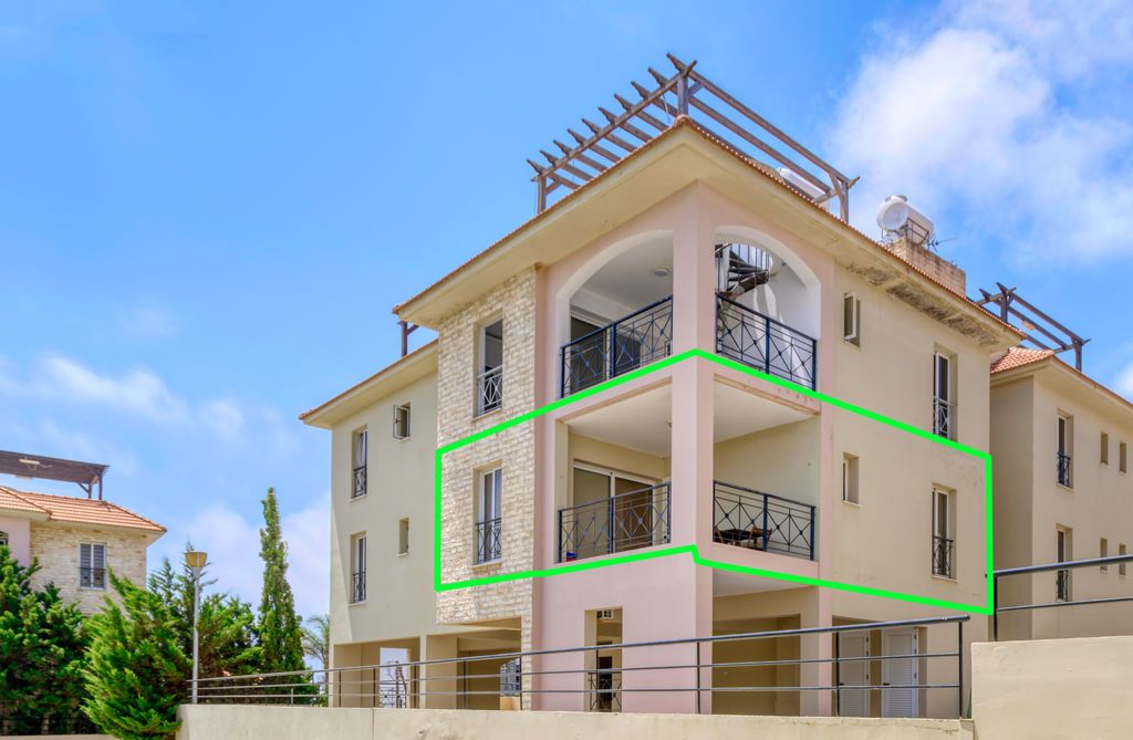 Property photo 1 of 15 Property Outlined