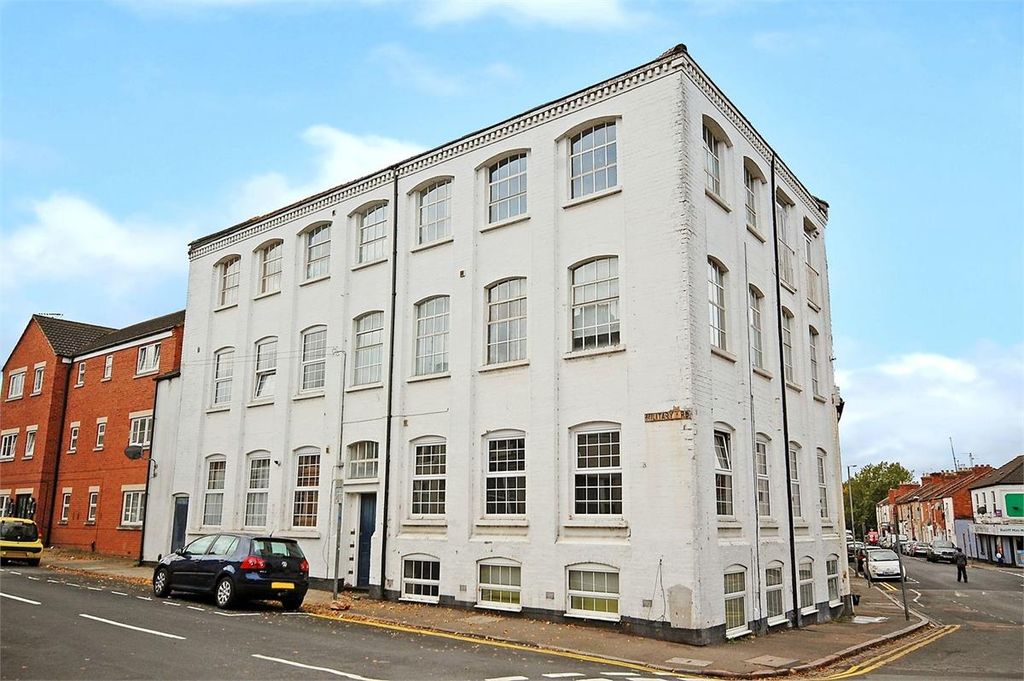Property photo 1 of 6