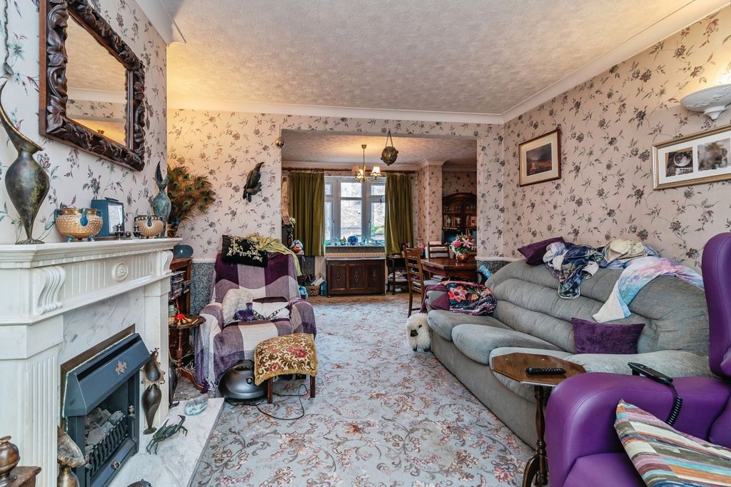 Property photo 2 of 17 Pbox-Img.Jpg