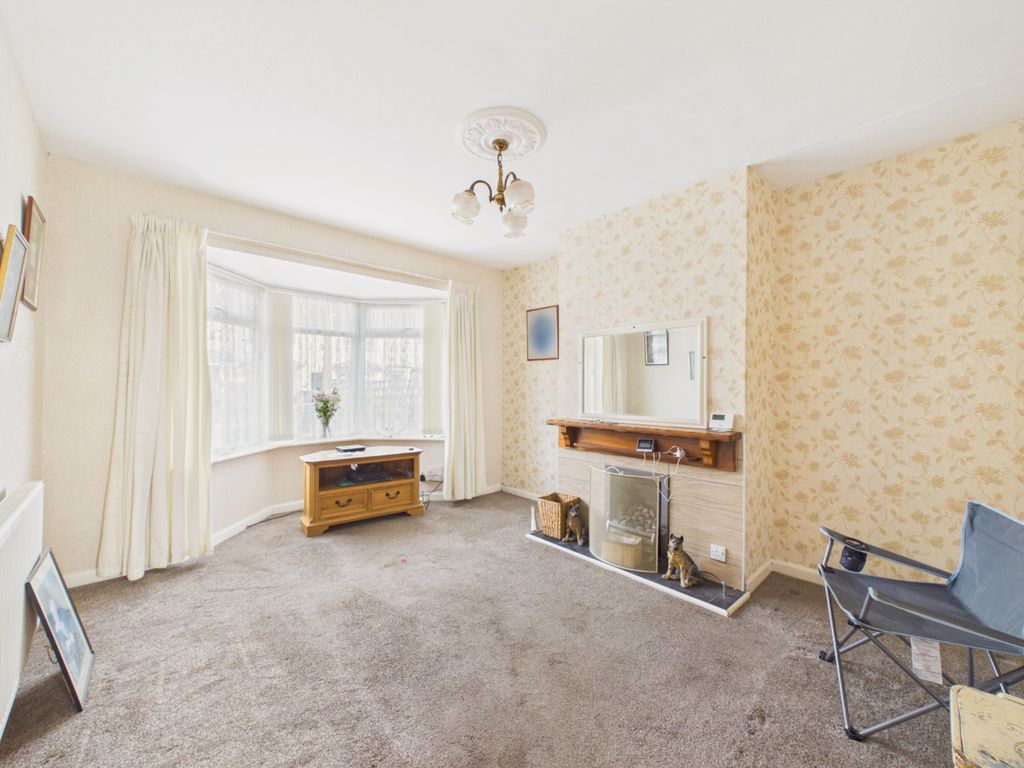 Property photo 3 of 14 5341497