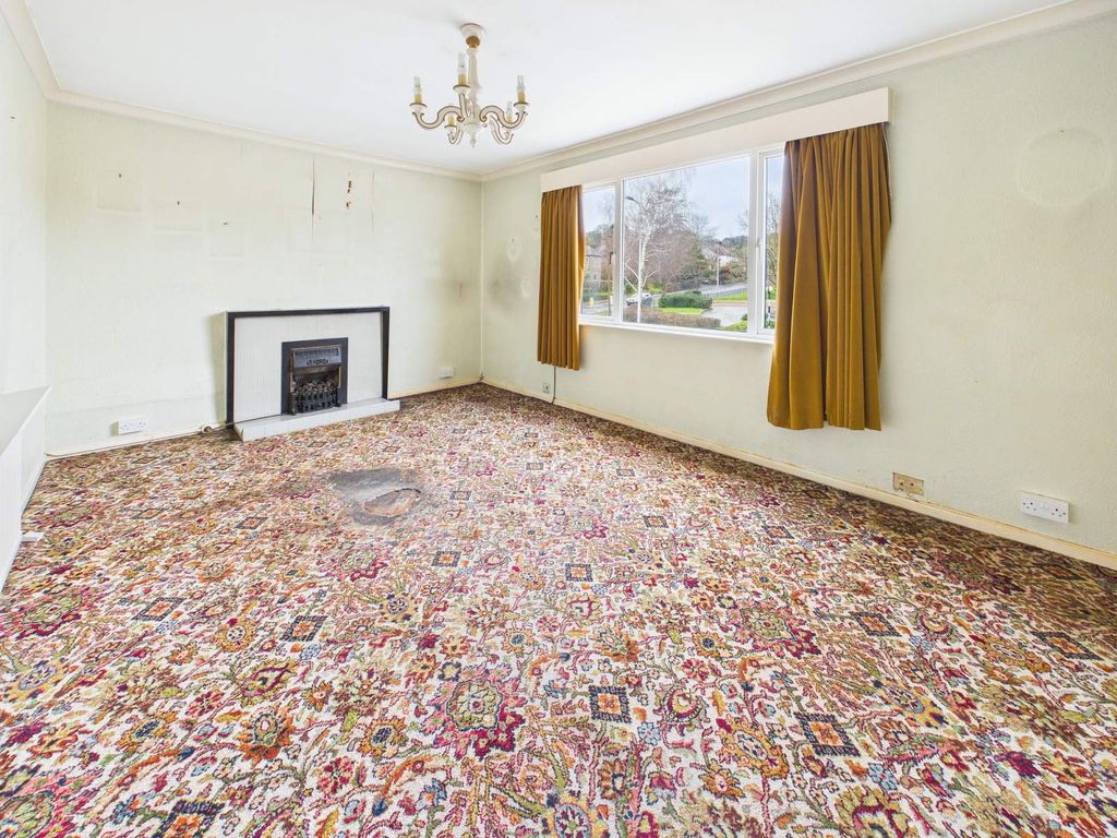 Property photo 2 of 15 Living Room