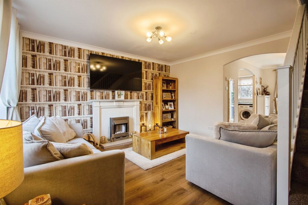 Property photo 2 of 14