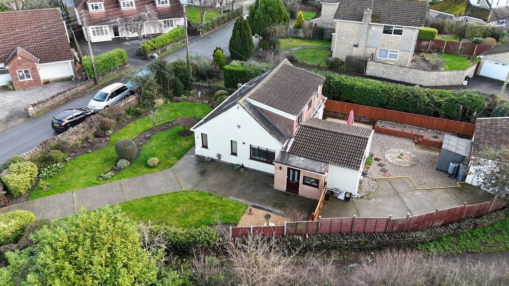 Property photo 1 of 25