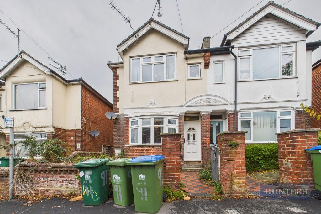 Property photo 1 of 13 Cam05152G0-Pr0285-Still023.Jpg